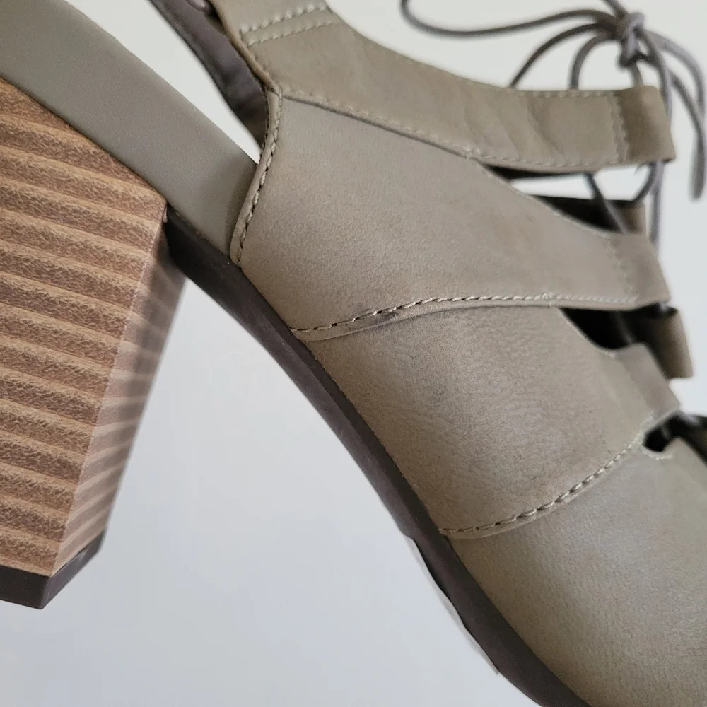 Clarks Banoy Waneta‎ Lace Up Sandal Heel Shoes NWT